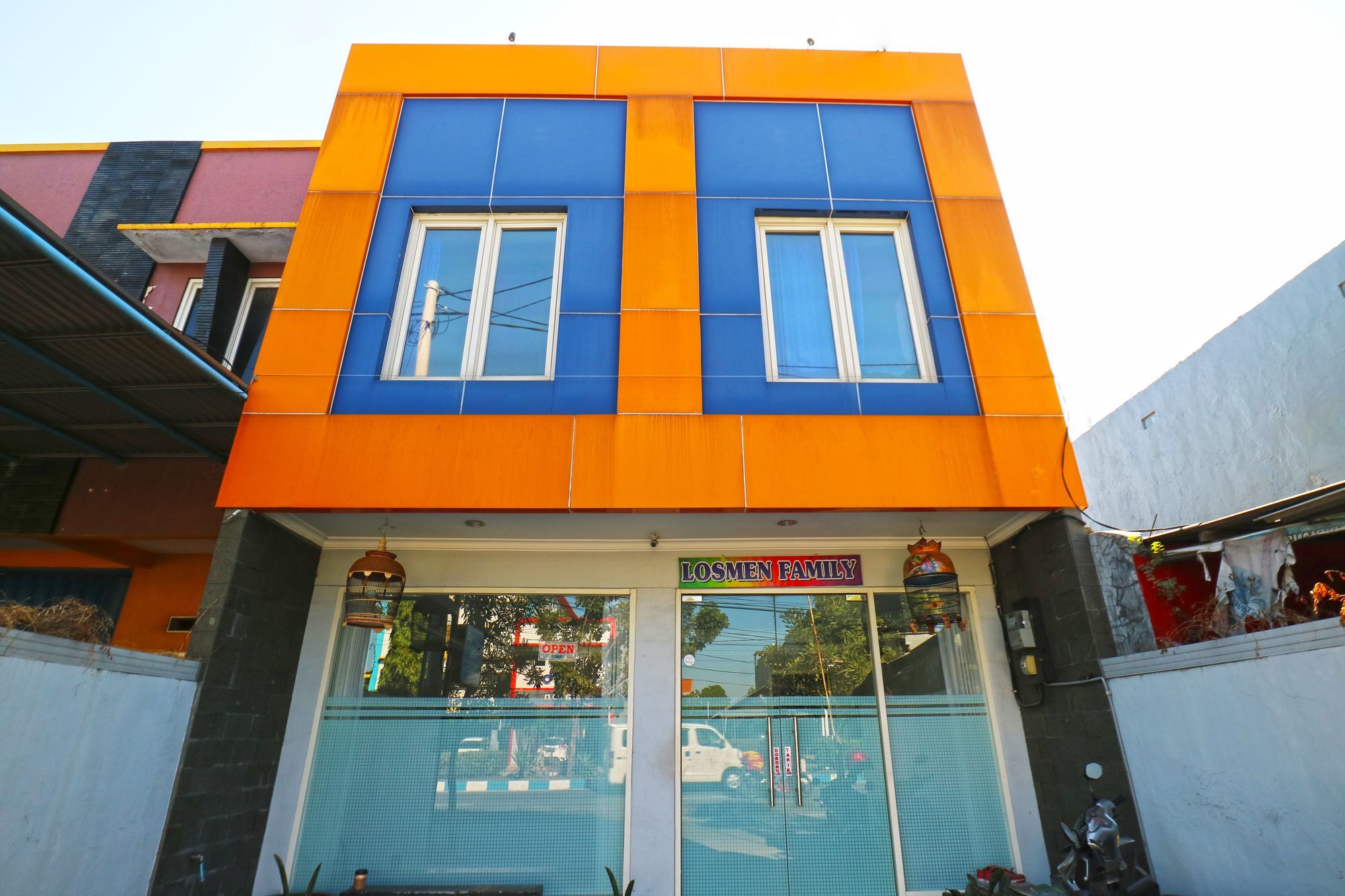 Losmen Family Syariah Bypass Juanda Mitra Reddoorz Brebek Extérieur photo